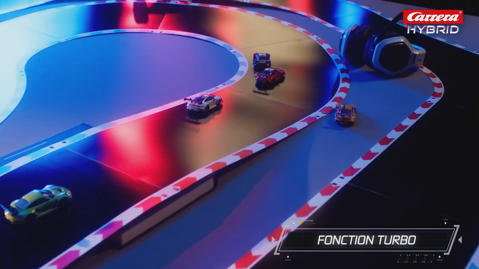 Carrera fusionne circuit de voitures télécommandées et jeu vidéo avec